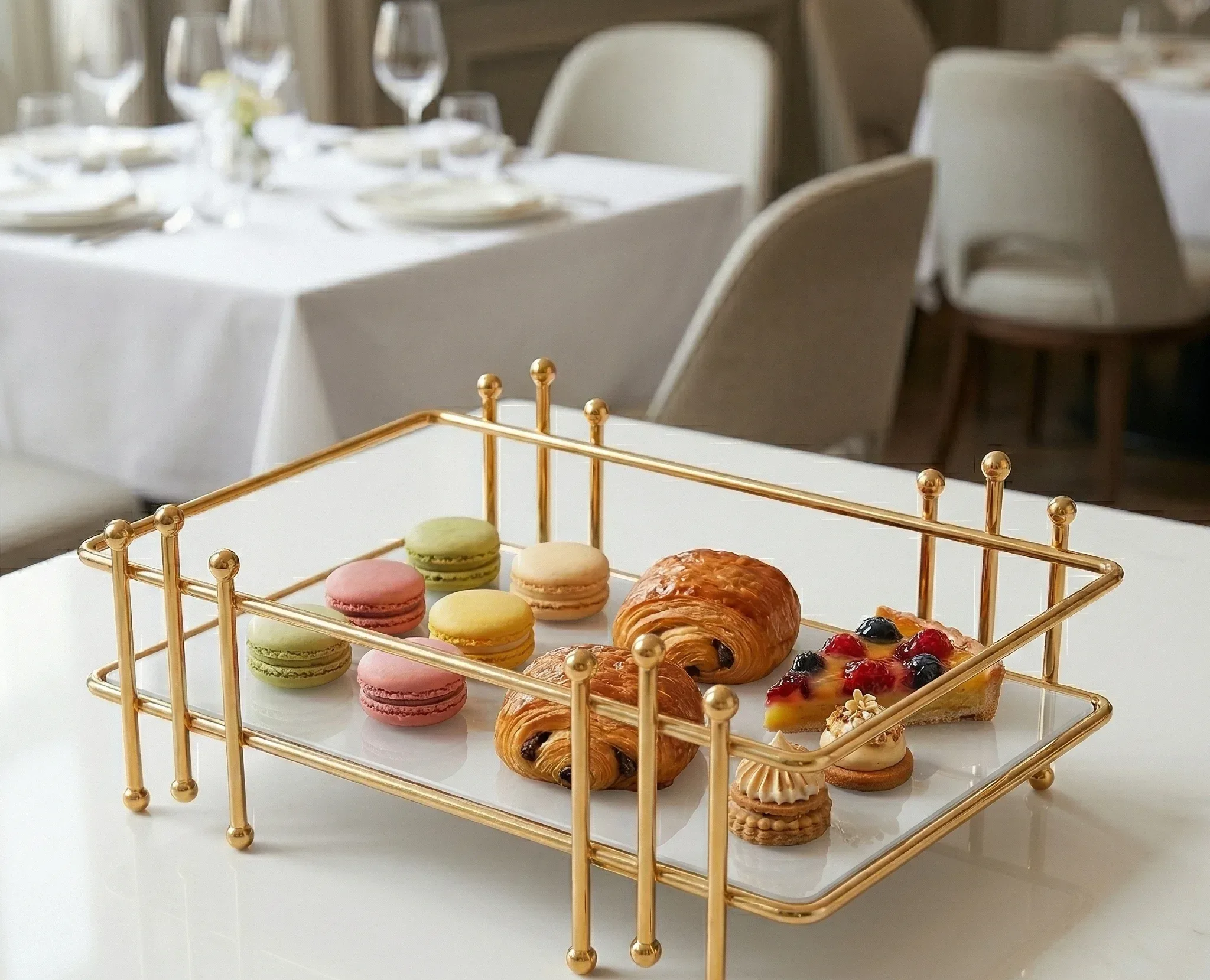 Gold Multi-Purpose Organizer Rack – Elegant Display Tray – photo 2
