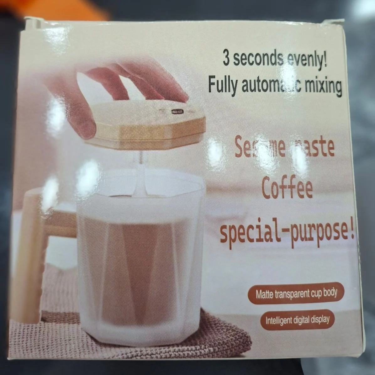 Automatic Coffee Mixing Mug – Self Stirring Cup with Digital Display – photo 6